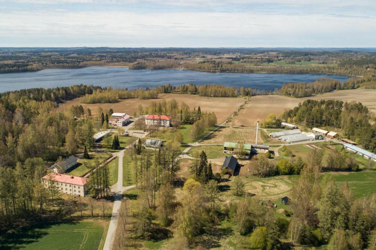 Ainola Hostel Hameenlinna Exterior photo